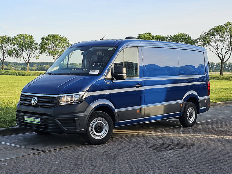 Volkswagen Crafter 35 2.0 L2H1 Navi Euro6 - Furgone chiuso: foto 2 Volkswagen Crafter 35 2.0 L2H1 Navi Euro6 - Furgone chiuso: foto 2