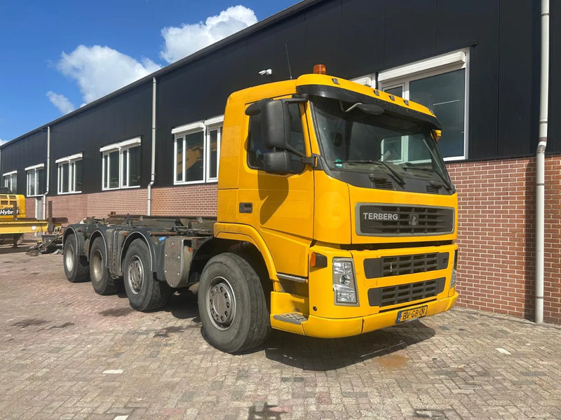 Terberg FM 1850 FM 1850 - Autocarro portacontainer/ Caisse interchangeable: foto 2 Terberg FM 1850 FM 1850 - Autocarro portacontainer/ Caisse interchangeable: foto 2