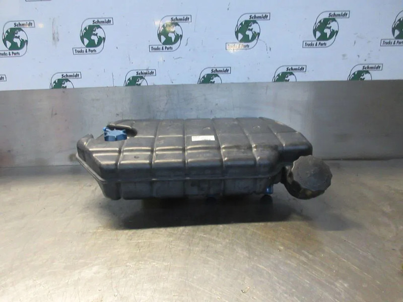 DAF 1626237 EXPANSIEVAT GEBRUIK EN NIEUWE OP VOORRAAD !!!!! EURO 5 - Serbatoio compensazione per Camion: foto 3 DAF 1626237 EXPANSIEVAT GEBRUIK EN NIEUWE OP VOORRAAD !!!!! EURO 5 - Serbatoio compensazione per Camion: foto 3