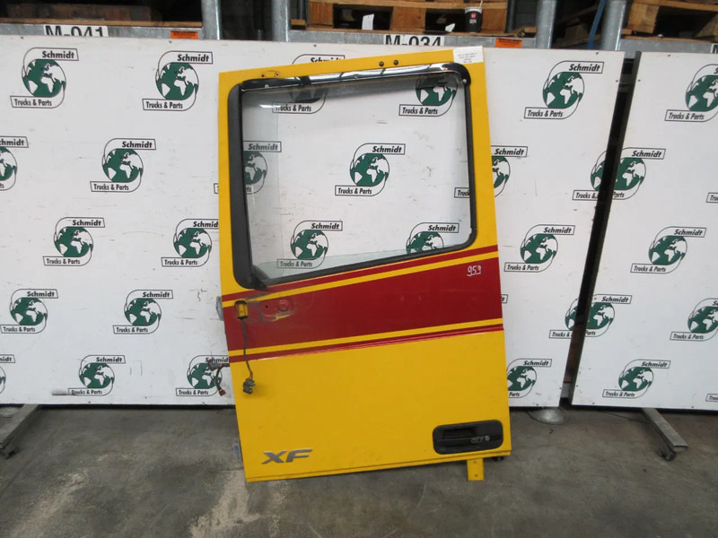 DAF 1881862 DEUR LINKS DAF XF 480 EURO 6 MODEL 2021 WIT - Porta e ricambi per Camion: foto 3 DAF 1881862 DEUR LINKS DAF XF 480 EURO 6 MODEL 2021 WIT - Porta e ricambi per Camion: foto 3