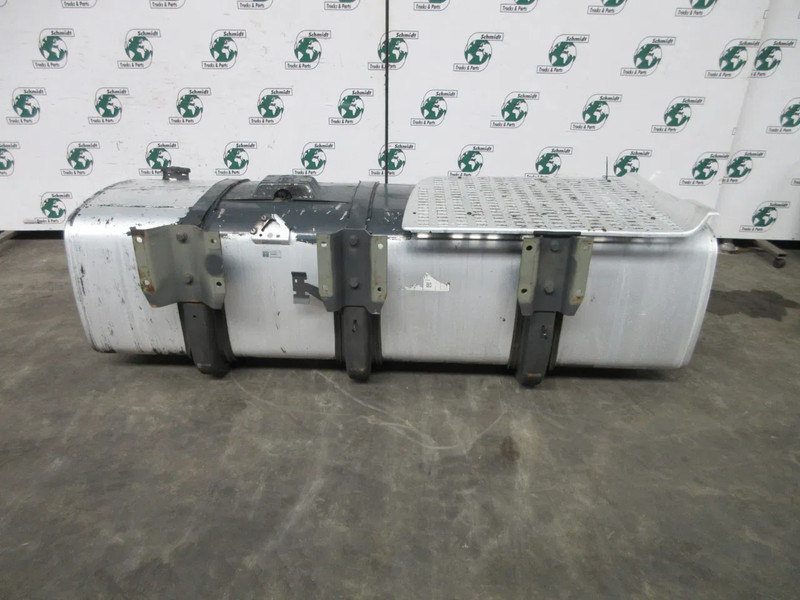 DAF 1944800 DIESELTANK DAF XF 480 EURO 6 845 LITER - Serbatoio carburante per Camion: foto 3 DAF 1944800 DIESELTANK DAF XF 480 EURO 6 845 LITER - Serbatoio carburante per Camion: foto 3