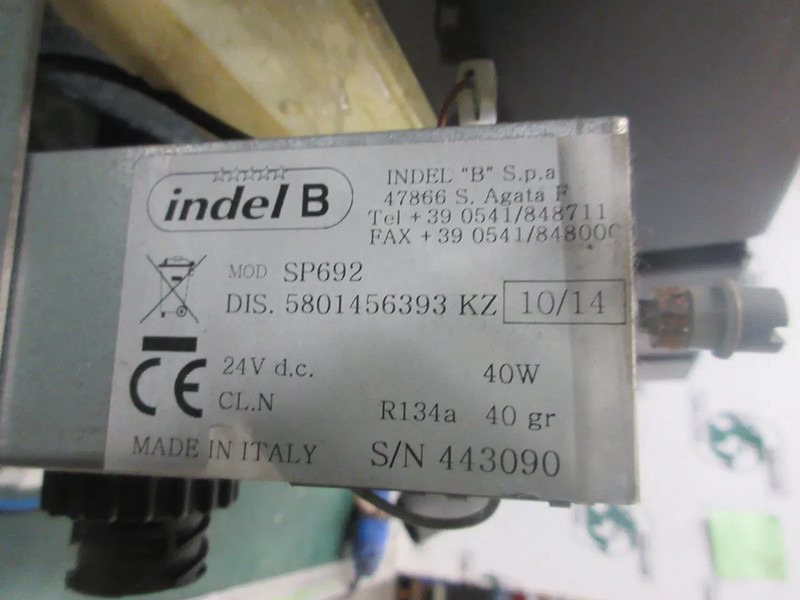 Iveco 5801456393 KOELKAST IVECO HI WAY EURO 6 MODEL 2018 - Sistema elettrico per Camion: foto 5 Iveco 5801456393 KOELKAST IVECO HI WAY EURO 6 MODEL 2018 - Sistema elettrico per Camion: foto 5