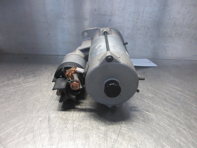 Iveco 5801577136 STARTMOTOR IVECO HI WAY NIEUWE 5 X OP VOORRAAD - Starter per Camion: foto 4 Iveco 5801577136 STARTMOTOR IVECO HI WAY NIEUWE 5 X OP VOORRAAD - Starter per Camion: foto 4