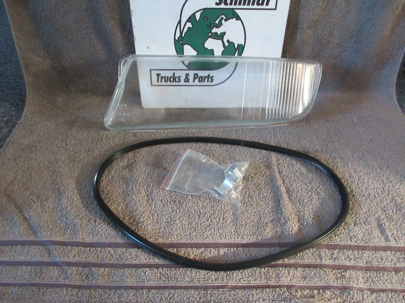 MAN 81.25110-0085 MISTLAMP GLAS MAN TGX TGS EURO 6 - Fendinebbia per Camion: foto 4 MAN 81.25110-0085 MISTLAMP GLAS MAN TGX TGS EURO 6 - Fendinebbia per Camion: foto 4