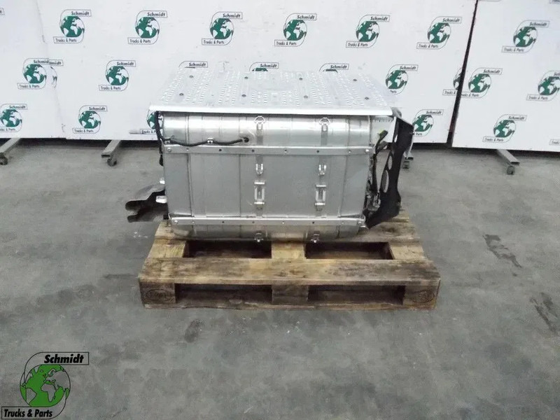 Mercedes-Benz A 001 490 75 12 KATALYSATOR MERCEDESS BENZ 1848 EURO 6 MODEL MP5 /2021 - Convertitore catalitico per Camion: foto 5 Mercedes-Benz A 001 490 75 12 KATALYSATOR MERCEDESS BENZ 1848 EURO 6 MODEL MP5 /2021 - Convertitore catalitico per Camion: foto 5