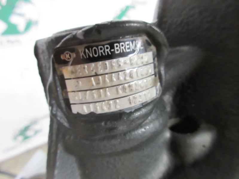 Mercedes-Benz A 005 420 06 83 MERCEDES BENZ 2542 REMKLAUW LINKS VOOR EURO 6 - Pinza freno per Camion: foto 5 Mercedes-Benz A 005 420 06 83 MERCEDES BENZ 2542 REMKLAUW LINKS VOOR EURO 6 - Pinza freno per Camion: foto 5