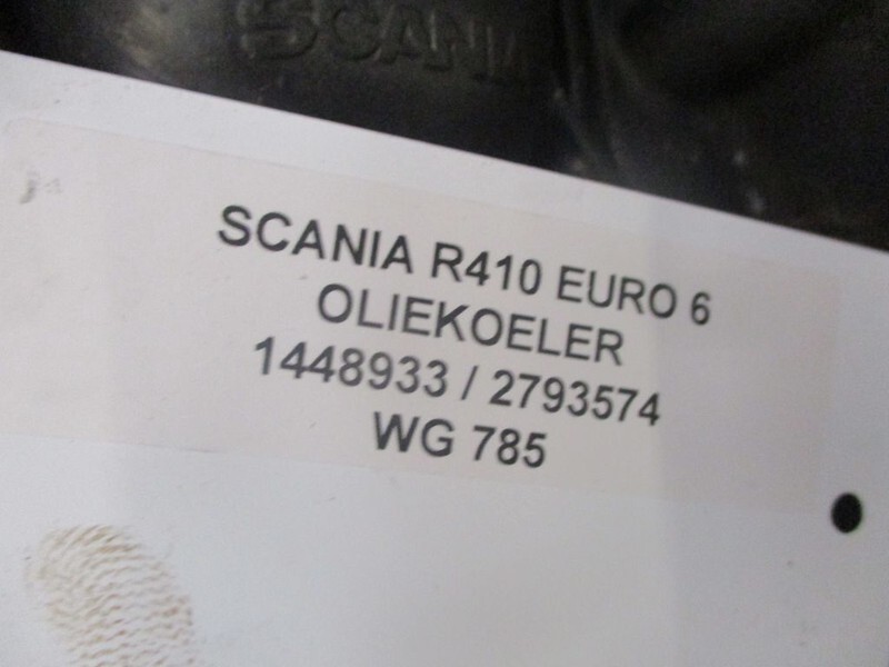 Scania R410 1448933 / 2793574 OLIEKOELER EURO 6 MODEL 2020 - Radiatore olio per Camion: foto 3 Scania R410 1448933 / 2793574 OLIEKOELER EURO 6 MODEL 2020 - Radiatore olio per Camion: foto 3