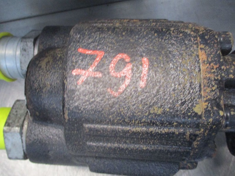 Volvo 20997392 POMP PTO FH FM FMX //TYPE HTHZP80 - Idraulica per Camion: foto 3 Volvo 20997392 POMP PTO FH FM FMX //TYPE HTHZP80 - Idraulica per Camion: foto 3