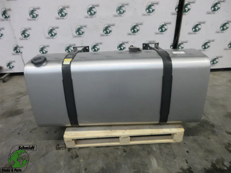 Volvo 2156455 DIESELTANK VOLVO FM 420 EURO 6 MODEL 2018 - Serbatoio carburante per Camion: foto 1 Volvo 2156455 DIESELTANK VOLVO FM 420 EURO 6 MODEL 2018 - Serbatoio carburante per Camion: foto 1