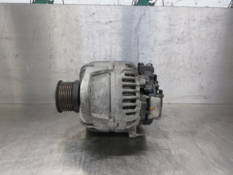 Volvo 22218393 // 22591472 DYNAMO VOLVO FM 370 EURO 6 - Alternatore per Camion: foto 3 Volvo 22218393 // 22591472 DYNAMO VOLVO FM 370 EURO 6 - Alternatore per Camion: foto 3