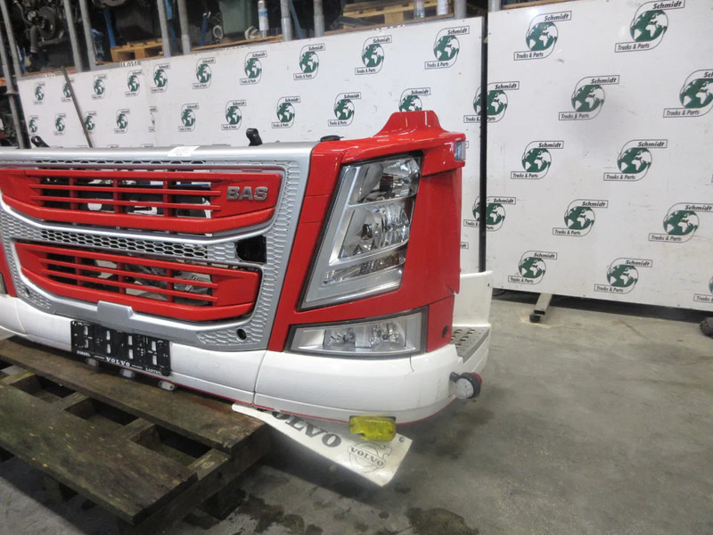 Volvo 22239219 // 22239217 // 84172098 COMPLETEN VOOR KOP VOLVO FM 420 EURO 6 - Paraurto per Camion: foto 5 Volvo 22239219 // 22239217 // 84172098 COMPLETEN VOOR KOP VOLVO FM 420 EURO 6 - Paraurto per Camion: foto 5