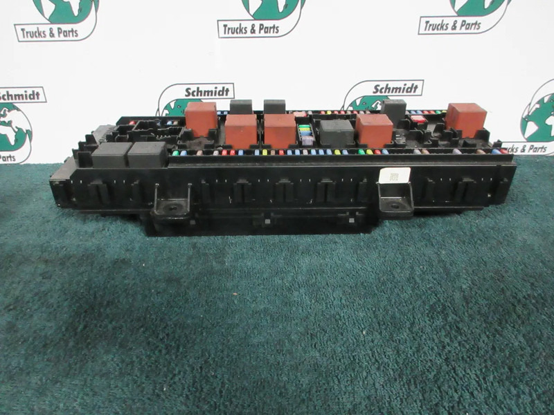 Volvo 22445007 VOLVO ZEKERINGS KAST VOLOV FM 370 EURO 6 - Sistema elettrico per Camion: foto 4 Volvo 22445007 VOLVO ZEKERINGS KAST VOLOV FM 370 EURO 6 - Sistema elettrico per Camion: foto 4