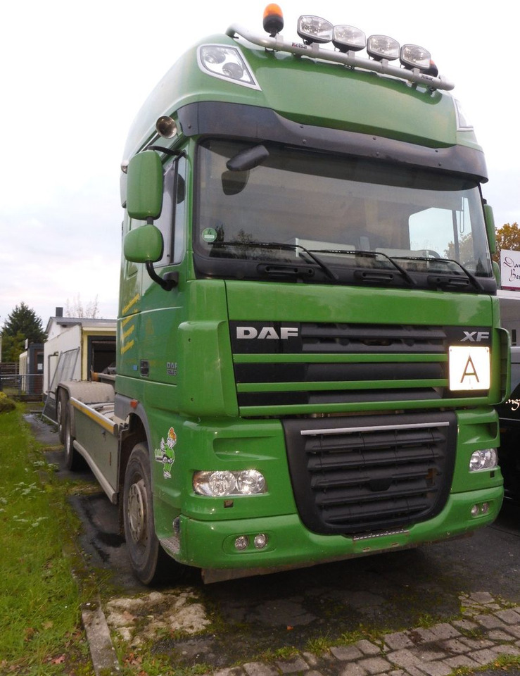DAF XF 510 aus Werkverkehr 6 x 2 510PS Top-Zustan - Autocarro scarrabile: foto 1 DAF XF 510 aus Werkverkehr 6 x 2 510PS Top-Zustan - Autocarro scarrabile: foto 1