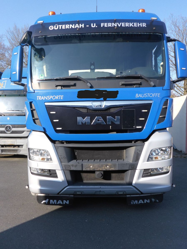MAN TGX 18.440 Top Zustand Reifen 70 % grossesHaus - Trattore stradale: foto 2 MAN TGX 18.440 Top Zustand Reifen 70 % grossesHaus - Trattore stradale: foto 2