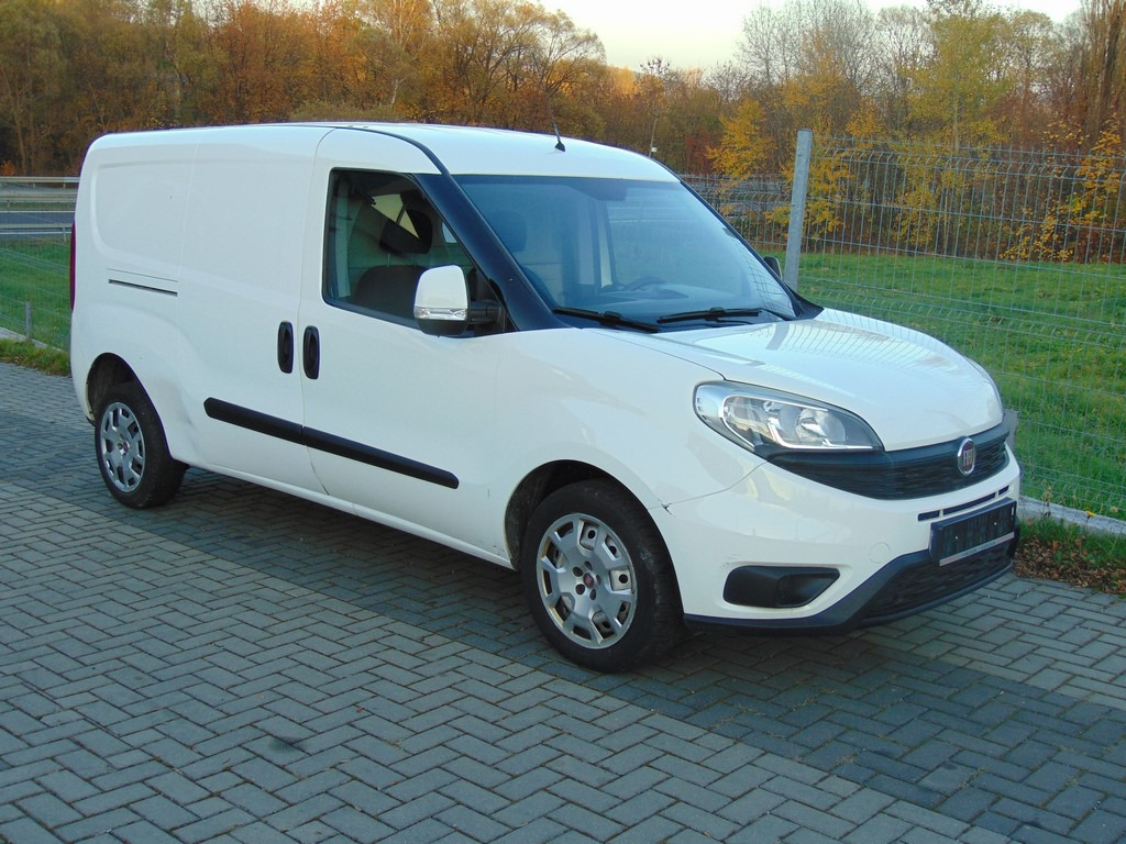 FIAT Doblo 1,6 MultiJet 105KM MAXI MAX - Furgoncino: foto 2 FIAT Doblo 1,6 MultiJet 105KM MAXI MAX - Furgoncino: foto 2