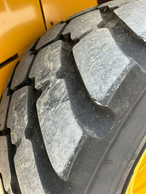 Pala gommata Volvo L120H: foto 9