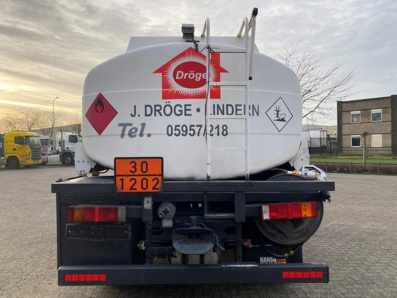 DAF 65CF-240 / FULL STEEL / POMP / 3 COMPARTIMENTS / 8350 LITER / ONLY:25969 KM / EURO-2 / MANUAL / GOOD CONDITION - Camion cisterna: foto 4 DAF 65CF-240 / FULL STEEL / POMP / 3 COMPARTIMENTS / 8350 LITER / ONLY:25969 KM / EURO-2 / MANUAL / GOOD CONDITION - Camion cisterna: foto 4