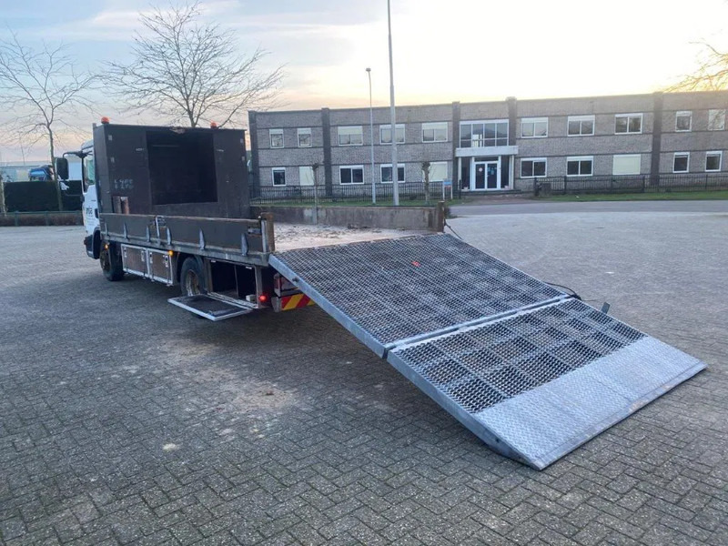 MAN TGL10-180 / HYDRAULISCH PLATFORM / ONLY: 428970 KM / MANUAL / EURO-4 / 2007 - Autocarro trasporto automezzi: foto 4 MAN TGL10-180 / HYDRAULISCH PLATFORM / ONLY: 428970 KM / MANUAL / EURO-4 / 2007 - Autocarro trasporto automezzi: foto 4