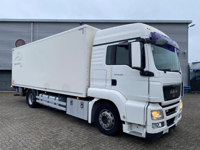 MAN TGS18.360 / HEATED BOX / FULL-AIR / PLATFORM / ONLY:392217 KM / MANUAL / EURO-4 / 2008 - Autocarro furgonato: foto 2 MAN TGS18.360 / HEATED BOX / FULL-AIR / PLATFORM / ONLY:392217 KM / MANUAL / EURO-4 / 2008 - Autocarro furgonato: foto 2