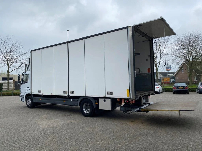 Mercedes-Benz ATEGO 1624 / AUTOMATIC / CLOSED BOX / SIDE DOORS / AIRCO / LWDS / FCW / EURO-6 / 2016 - Autocarro furgonato: foto 3 Mercedes-Benz ATEGO 1624 / AUTOMATIC / CLOSED BOX / SIDE DOORS / AIRCO / LWDS / FCW / EURO-6 / 2016 - Autocarro furgonato: foto 3