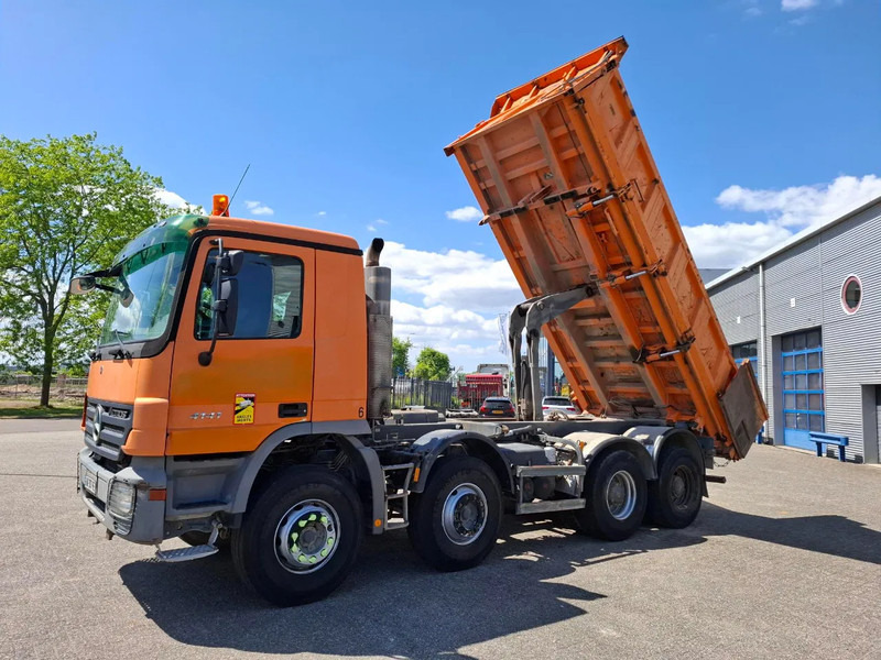 Mercedes-Benz Actros 4141 / 3SIDE MEILLER TIPPER / FULL-STEEL / DRUM BRAKES / ONLY:535937 KM / 2XSTEERING AXLE / AIRCO / AUTOMATIC / EURO-3 / - Autocarro ribaltabile: foto 1 Mercedes-Benz Actros 4141 / 3SIDE MEILLER TIPPER / FULL-STEEL / DRUM BRAKES / ONLY:535937 KM / 2XSTEERING AXLE / AIRCO / AUTOMATIC / EURO-3 / - Autocarro ribaltabile: foto 1