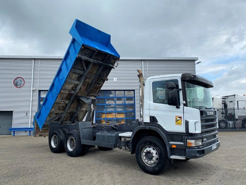 Scania 114-340 / 6X4 / 2 SIDE TIPPER / BIG AXLE / FULL-STEEL / DRUM BRAKES / MANUAL / 1999 - Autocarro ribaltabile: foto 5 Scania 114-340 / 6X4 / 2 SIDE TIPPER / BIG AXLE / FULL-STEEL / DRUM BRAKES / MANUAL / 1999 - Autocarro ribaltabile: foto 5