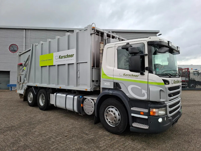 Scania P360 / RETARDER / ONLY:234640 KM / LENKACHSE / AIRCO / WORKING GARBAGE TRUCK / AUTOMATIC / EURO-5 / 2013 - Camion immondizia: foto 2 Scania P360 / RETARDER / ONLY:234640 KM / LENKACHSE / AIRCO / WORKING GARBAGE TRUCK / AUTOMATIC / EURO-5 / 2013 - Camion immondizia: foto 2
