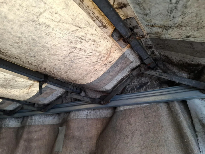 Camion centinato Scania R410 / GERMAN TRUCK / RETARDER / LIFT+LENKACHSE / SLIDING ROOF / SMART TACHO / PARK AIRCO / NAVI / LWDS / AUTOMATIC / EURO-6 / 2: foto 17 Camion centinato Scania R410 / GERMAN TRUCK / RETARDER / LIFT+LENKACHSE / SLIDING ROOF / SMART TACHO / PARK AIRCO / NAVI / LWDS / AUTOMATIC / EURO-6 / 2: foto 17