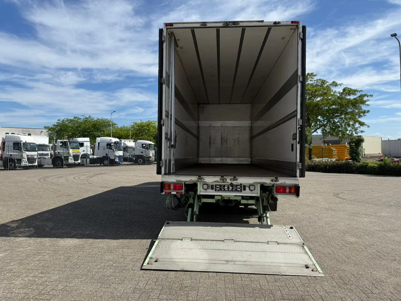 Scania R450 / RETARDER / ISOLATED GERMAN FLOWER COMBI / THROUGH-LOADING SYSTEM / 2XPLATFORM / LIFT+LENKACHSE / LWDS / EURO-6 / 2014 - Autocarro frigorifero: foto 5 Scania R450 / RETARDER / ISOLATED GERMAN FLOWER COMBI / THROUGH-LOADING SYSTEM / 2XPLATFORM / LIFT+LENKACHSE / LWDS / EURO-6 / 2014 - Autocarro frigorifero: foto 5