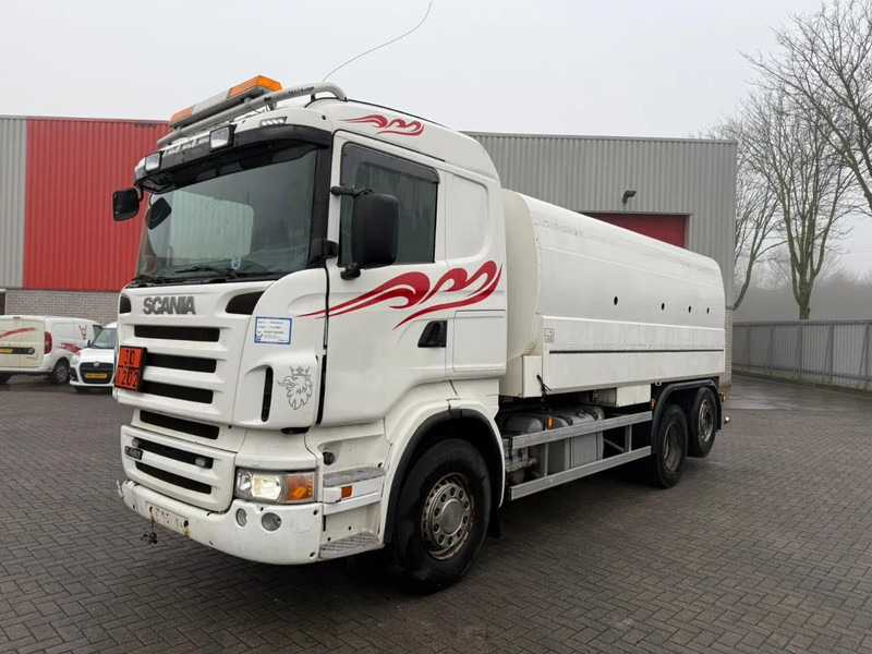 Scania R480 / ENGINE RUNING / RETARDER / 4 COMPARTIMENTS / 18000 LITER TOTAAL / LIFT+LENKACHSE / AUTOMATIC / EURO-5 / 2009 - Camion cisterna: foto 1 Scania R480 / ENGINE RUNING / RETARDER / 4 COMPARTIMENTS / 18000 LITER TOTAAL / LIFT+LENKACHSE / AUTOMATIC / EURO-5 / 2009 - Camion cisterna: foto 1