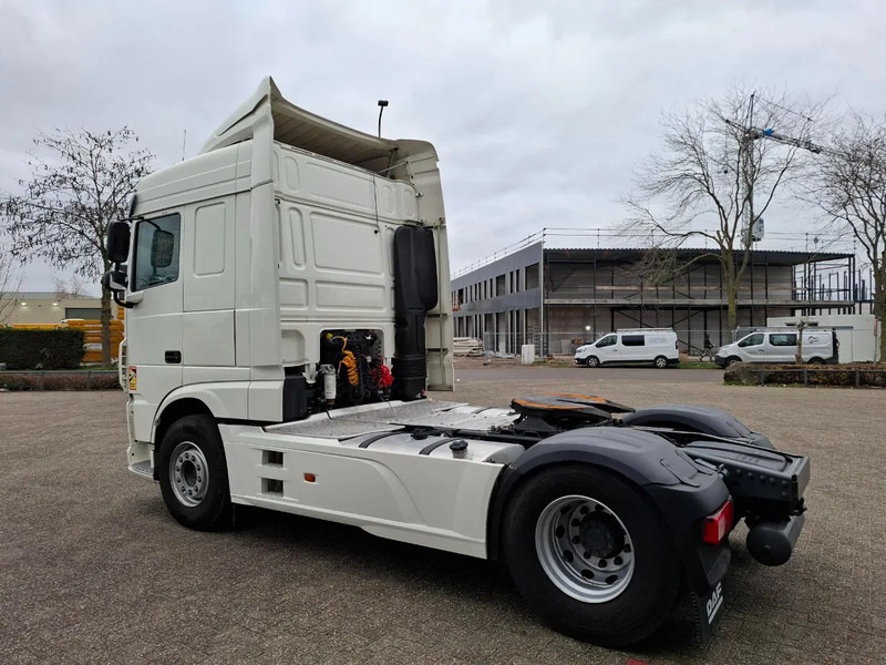DAF XF106-480 / INTARDER / DOUBLE TANK / ONLY:392661 KM / TUV:05-02-2026 / SMART TACHO / LWDS / AUTOMATIC / EURO-6-D / 2021 - Trattore stradale: foto 3 DAF XF106-480 / INTARDER / DOUBLE TANK / ONLY:392661 KM / TUV:05-02-2026 / SMART TACHO / LWDS / AUTOMATIC / EURO-6-D / 2021 - Trattore stradale: foto 3