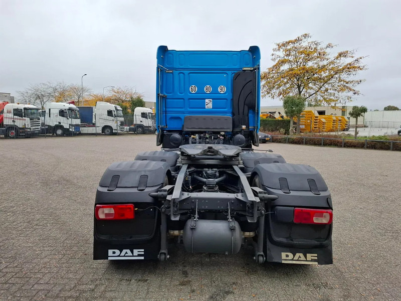 DAF XF106-530 / 6X4 / INTARDER / HYDRAULICS / ONLY:418213 KM / TUV:16-06-2026 / 44TON / LWDS / MANUAL / EURO-6 / 2018 - Trattore stradale: foto 4 DAF XF106-530 / 6X4 / INTARDER / HYDRAULICS / ONLY:418213 KM / TUV:16-06-2026 / 44TON / LWDS / MANUAL / EURO-6 / 2018 - Trattore stradale: foto 4