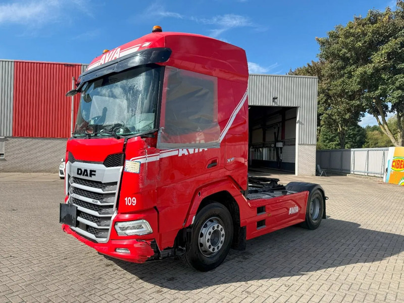 DAF XF450 FT / ENGINE RUNNING / ONLY:132521 KM / HYDRAULICS / DIGITAL DASH / DEB / HIGH CAB / AUTOMATIC / EURO-6 / 2024 - Trattore stradale: foto 1 DAF XF450 FT / ENGINE RUNNING / ONLY:132521 KM / HYDRAULICS / DIGITAL DASH / DEB / HIGH CAB / AUTOMATIC / EURO-6 / 2024 - Trattore stradale: foto 1