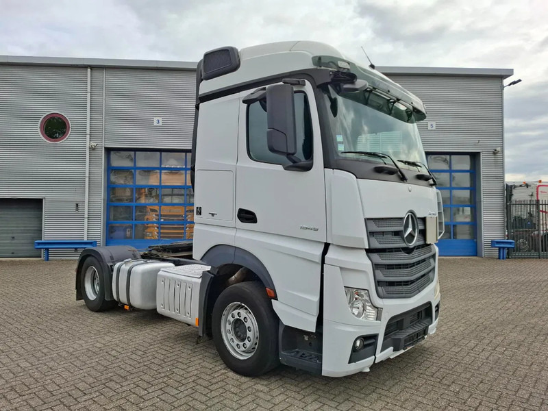Mercedes-Benz Actros 1945 / DOUBLE TANK / ONLY:508736 KM / 2XBED / FRIDGE / AUTOMATIC / EURO-6 / 2015 - Trattore stradale: foto 2 Mercedes-Benz Actros 1945 / DOUBLE TANK / ONLY:508736 KM / 2XBED / FRIDGE / AUTOMATIC / EURO-6 / 2015 - Trattore stradale: foto 2