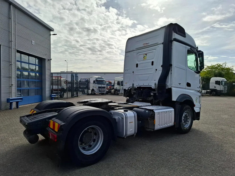 Mercedes-Benz Actros 1945 / HYDRAULICS / LWDS / GEN2 V2 TACHO / 2XBED / FRIDGE / AUTOMATIC / EURO-6 / 2018 - Trattore stradale: foto 5 Mercedes-Benz Actros 1945 / HYDRAULICS / LWDS / GEN2 V2 TACHO / 2XBED / FRIDGE / AUTOMATIC / EURO-6 / 2018 - Trattore stradale: foto 5