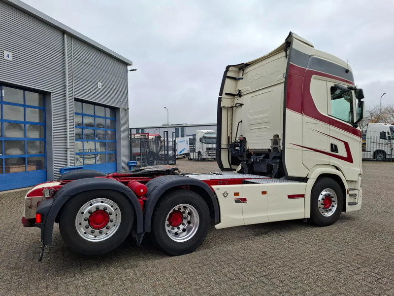 Scania NGS S650 V8 / RETARDER / 633397 KM / 9 TON FRONT AXELE / FULL-AIR / INLINER / FULL SPOILER / LEATHER / ALCOA / NAVI / FRIDGE / E - Trattore stradale: foto 5 Scania NGS S650 V8 / RETARDER / 633397 KM / 9 TON FRONT AXELE / FULL-AIR / INLINER / FULL SPOILER / LEATHER / ALCOA / NAVI / FRIDGE / E - Trattore stradale: foto 5