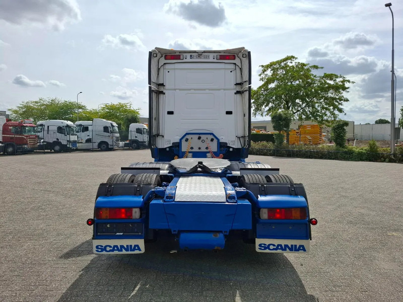 Scania R560 V8 / BOOGIE / HYDRAULICS / FULL-AIR / AUTOMATIC / EURO-5 / 2012 - Trattore stradale: foto 4 Scania R560 V8 / BOOGIE / HYDRAULICS / FULL-AIR / AUTOMATIC / EURO-5 / 2012 - Trattore stradale: foto 4