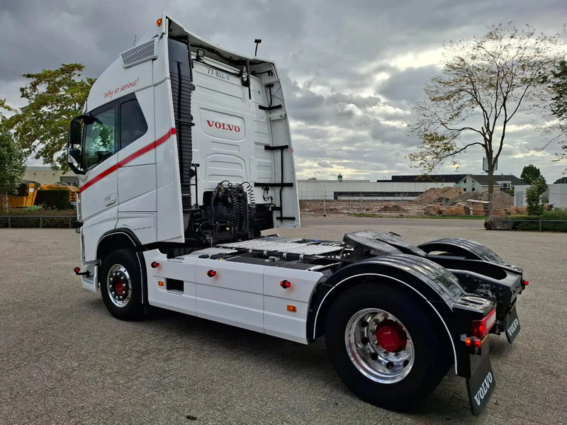 Volvo FH4-460 / CLEAN NL TRUCK / VEB+ / ADR / ACC / LWDS / DAS / DOUBLE TANK / LEATHER / FRIDGE / ALCOA / EURO-6 / 2016 - Trattore stradale: foto 3 Volvo FH4-460 / CLEAN NL TRUCK / VEB+ / ADR / ACC / LWDS / DAS / DOUBLE TANK / LEATHER / FRIDGE / ALCOA / EURO-6 / 2016 - Trattore stradale: foto 3