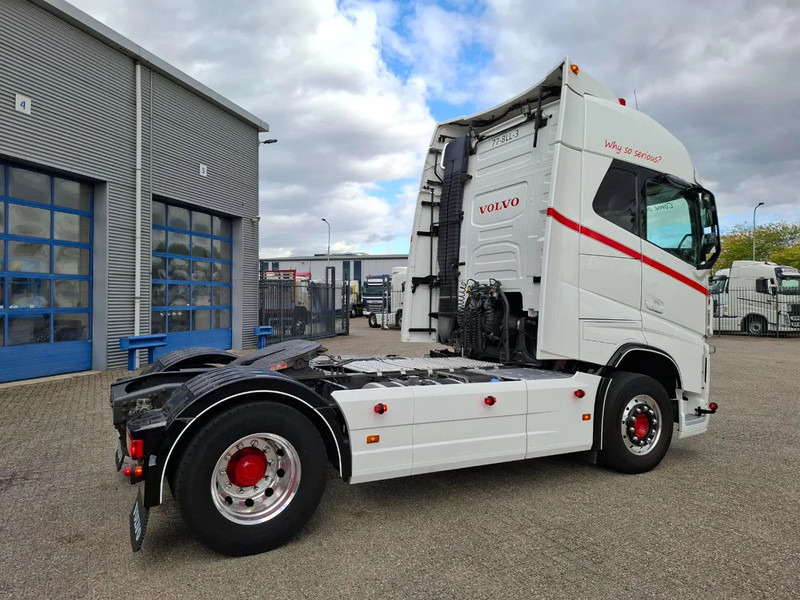 Volvo FH4-460 / CLEAN NL TRUCK / VEB+ / ADR / ACC / LWDS / DAS / DOUBLE TANK / LEATHER / FRIDGE / ALCOA / EURO-6 / 2016 - Trattore stradale: foto 5 Volvo FH4-460 / CLEAN NL TRUCK / VEB+ / ADR / ACC / LWDS / DAS / DOUBLE TANK / LEATHER / FRIDGE / ALCOA / EURO-6 / 2016 - Trattore stradale: foto 5