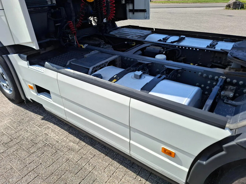 Trattore stradale Volvo FH4-460 / VEB+ / DOUBLE TANK / FRIDGE / AUTOMATIC / EURO-6 / 2018: foto 8