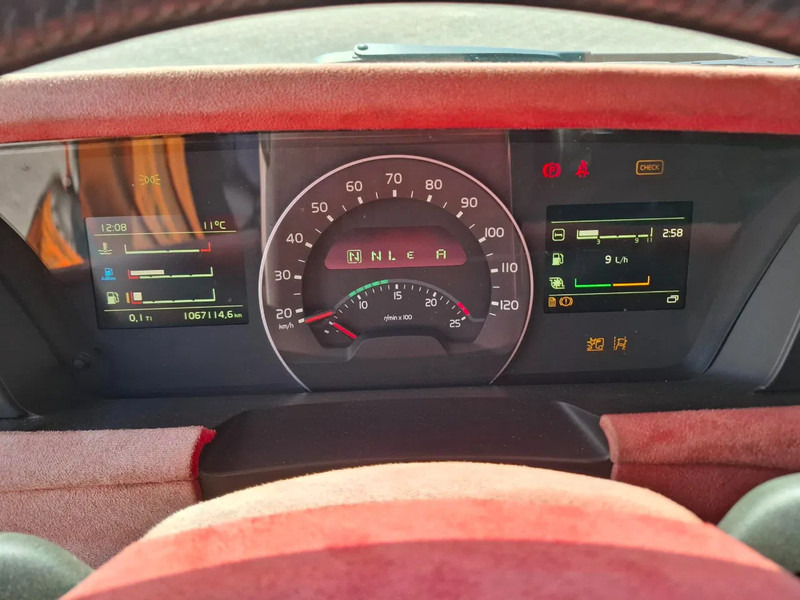 Trattore stradale Volvo FH4-460 / VEB+ / DOUBLE TANK / FRIDGE / AUTOMATIC / EURO-6 / 2018: foto 15