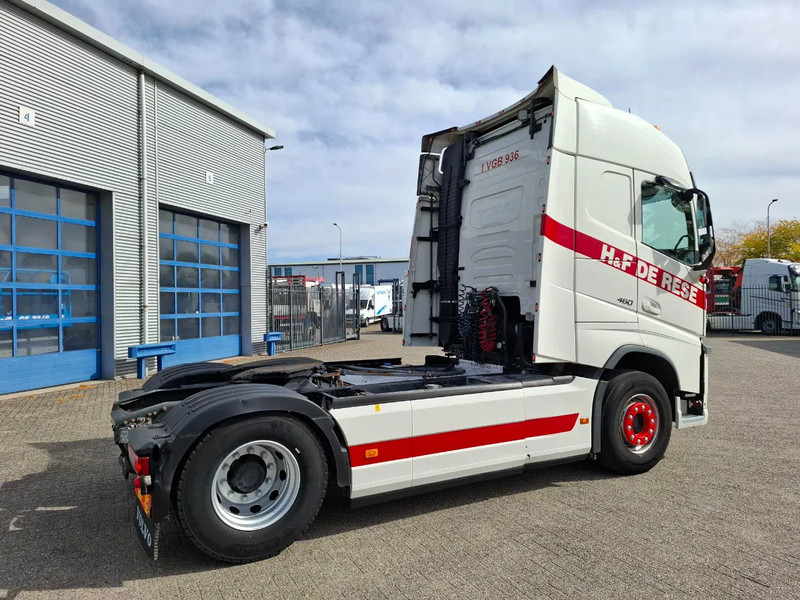 Volvo FH4-460 / VEB+ / HYDRAULICS / GEN2 V2 SMART TACHO / LWDS / SIDESKIRTS / FRIDGE / EURO-6 / 2018 - Trattore stradale: foto 5 Volvo FH4-460 / VEB+ / HYDRAULICS / GEN2 V2 SMART TACHO / LWDS / SIDESKIRTS / FRIDGE / EURO-6 / 2018 - Trattore stradale: foto 5