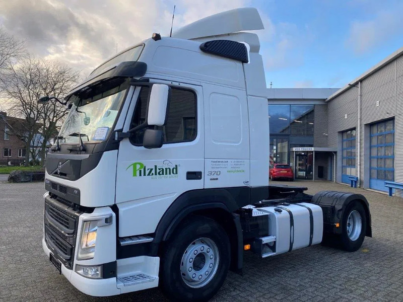 Volvo FM11-370 / GERMAN TRUCK / KB CHASSIS / VEB / ACC / LWDS / DOUBLE TANK / ONLY:763562 KM / AIRCO / AUTOMATIC / EURO-6 / 2018 - Trattore stradale: foto 1 Volvo FM11-370 / GERMAN TRUCK / KB CHASSIS / VEB / ACC / LWDS / DOUBLE TANK / ONLY:763562 KM / AIRCO / AUTOMATIC / EURO-6 / 2018 - Trattore stradale: foto 1