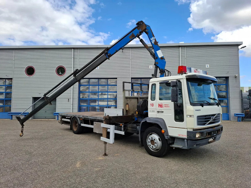 Volvo FL6-220 / HMF 910 / REMOTE / ONLY:493620 KM / AIRCO / FULL-AIR / MANUAL / EURO-3 / 2003 - Camion con gru: foto 2 Volvo FL6-220 / HMF 910 / REMOTE / ONLY:493620 KM / AIRCO / FULL-AIR / MANUAL / EURO-3 / 2003 - Camion con gru: foto 2
