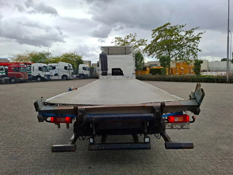 Volvo FM11-330 / ONLY:376356 KM / NAVI / FULL-AIR / LWDS / AIRCO / AUTOMATIC / EURO-6 / 2016 - Autocarro telaio: foto 4 Volvo FM11-330 / ONLY:376356 KM / NAVI / FULL-AIR / LWDS / AIRCO / AUTOMATIC / EURO-6 / 2016 - Autocarro telaio: foto 4