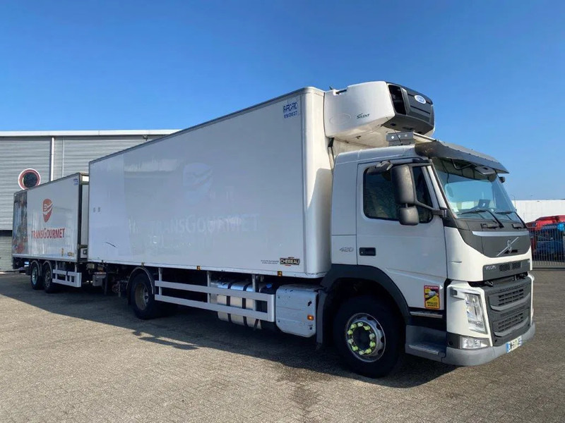 Volvo FM4-420 / COMPLETE COOL+FREEZE COMBI / CHEREAU / THROUGH-LOADING SYSTEM / 2XPLATFORM DHOLLANDIA / FREEZING LOCK / AUTOMATIC / EU - Autocarro frigorifero: foto 2 Volvo FM4-420 / COMPLETE COOL+FREEZE COMBI / CHEREAU / THROUGH-LOADING SYSTEM / 2XPLATFORM DHOLLANDIA / FREEZING LOCK / AUTOMATIC / EU - Autocarro frigorifero: foto 2