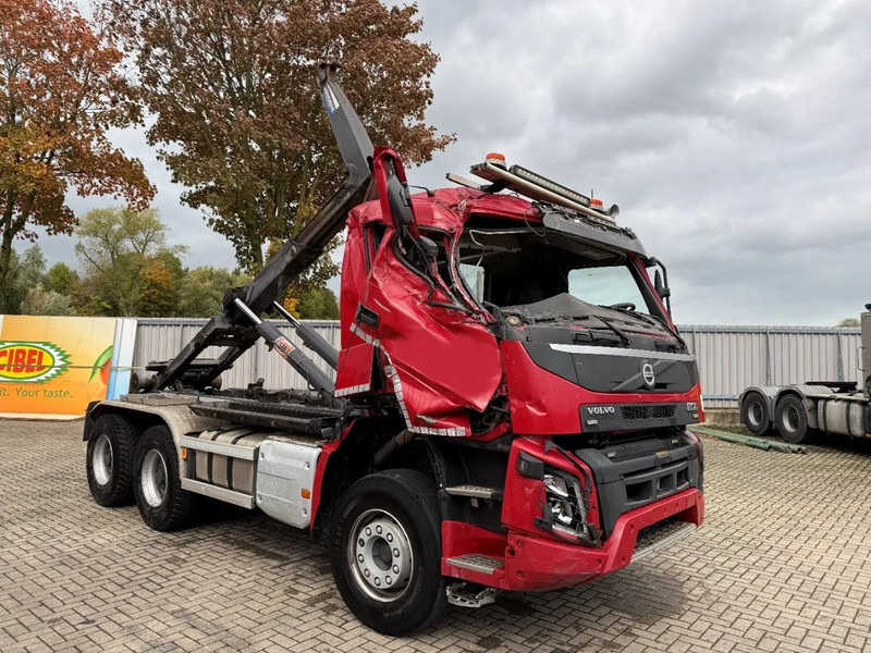 Volvo FMX4-500 / ENGINE RUNNING / VEB+ / 6X4 / BIG AXLE / AJK 20 TON HOOKLIFT / ONLY:276433 KM / AUTOMATIC / EURO-6 / 2020 - Autocarro scarrabile: foto 3 Volvo FMX4-500 / ENGINE RUNNING / VEB+ / 6X4 / BIG AXLE / AJK 20 TON HOOKLIFT / ONLY:276433 KM / AUTOMATIC / EURO-6 / 2020 - Autocarro scarrabile: foto 3