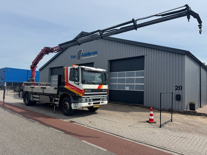 DAF CF75-250, HMF 1583 K4 + 1, Remote Control - Camion con gru: foto 1 DAF CF75-250, HMF 1583 K4 + 1, Remote Control - Camion con gru: foto 1