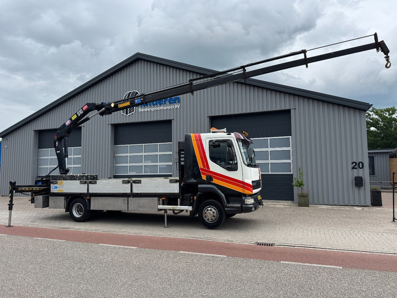 DAF LF45-220 HMF 910 K4 + 1 / Remote Control - Camion con gru: foto 2 DAF LF45-220 HMF 910 K4 + 1 / Remote Control - Camion con gru: foto 2