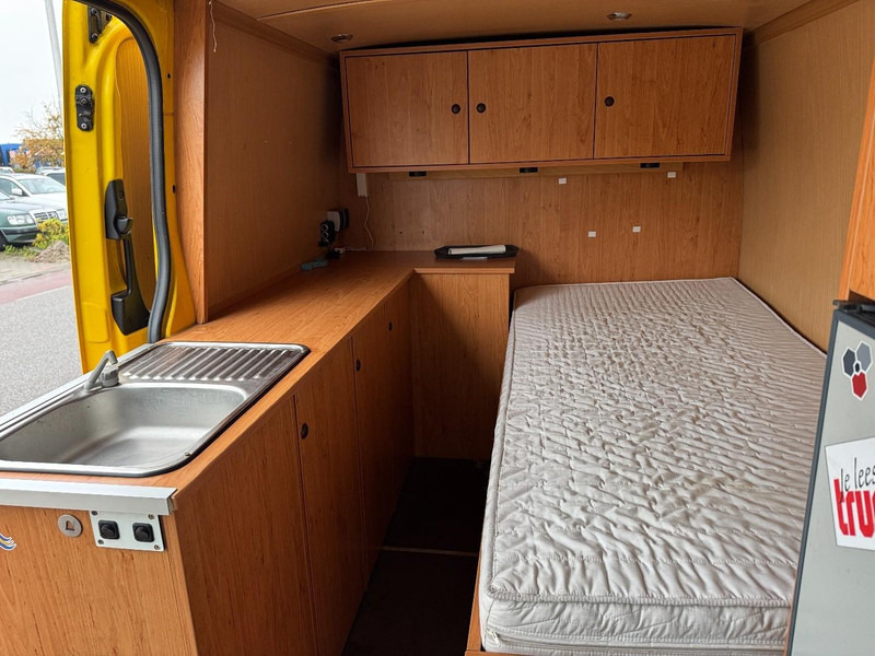 Leasing di Mercedes-Benz 319 L2/H1 BF3 Begleit-/Convooi-/Begleiding-/Camper Mercedes-Benz 319 L2/H1 BF3 Begleit-/Convooi-/Begleiding-/Camper: foto 13